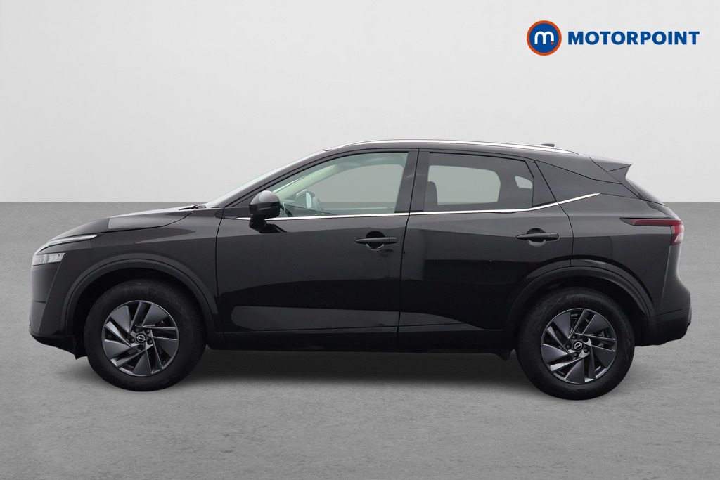 Nissan Qashqai Acenta Premium Automatic Petrol SUV - Stock Number (1576291) - Passenger side