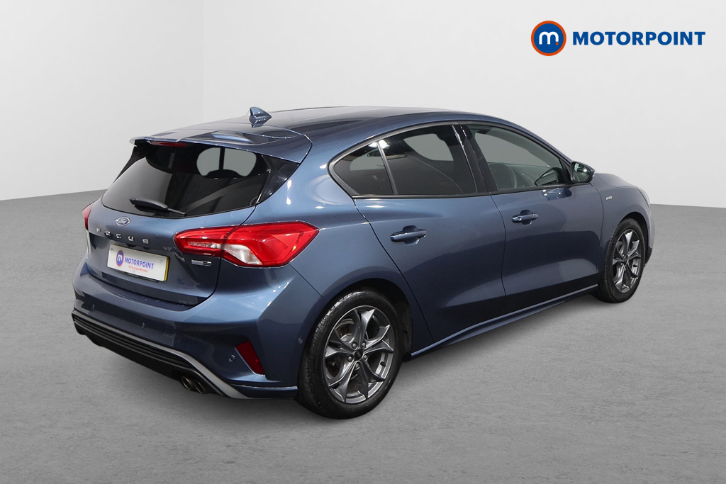 Ford Focus St-Line Edition Manual Petrol-Electric Hybrid Hatchback - Stock Number (1576496) - Drivers side rear corner