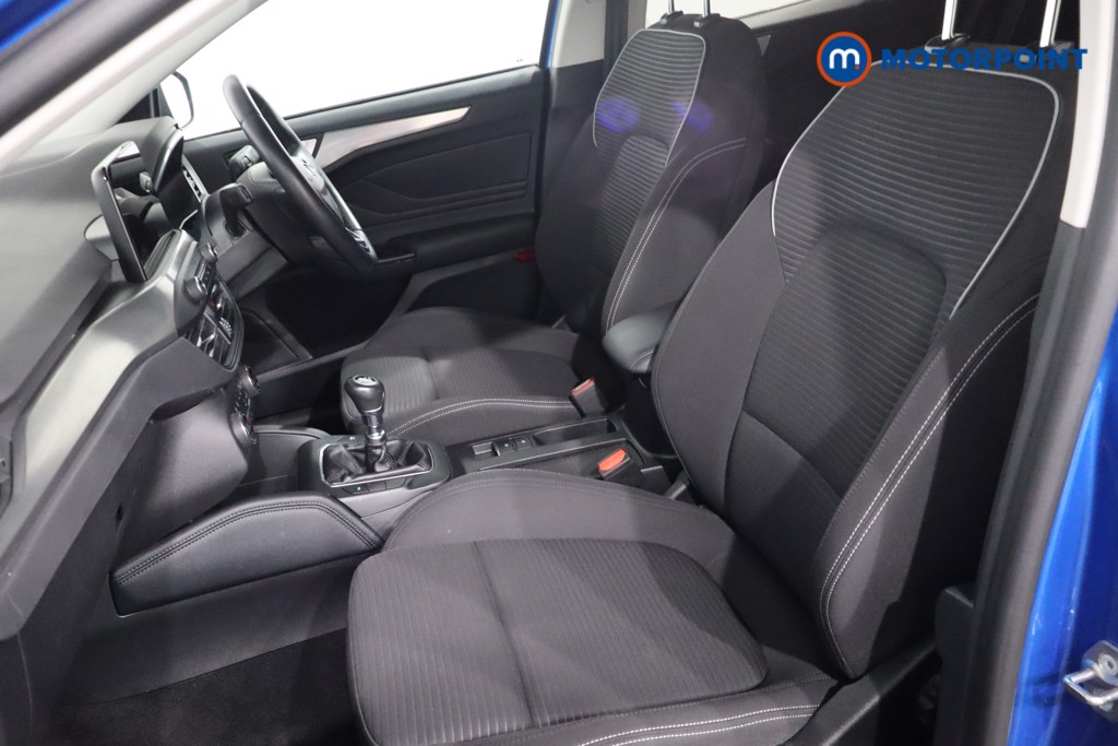 Ford Focus Titanium Manual Petrol Hatchback - Stock Number (1576802) - 4th supplementary image