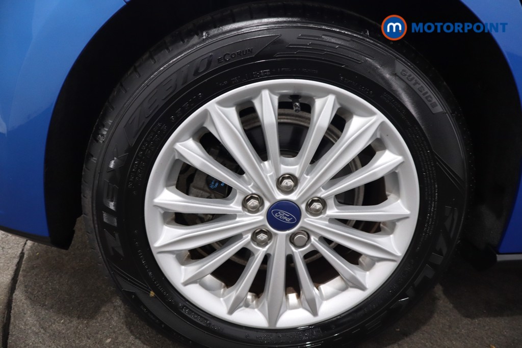Ford Focus Titanium Manual Petrol Hatchback - Stock Number (1576802) - 9th supplementary image