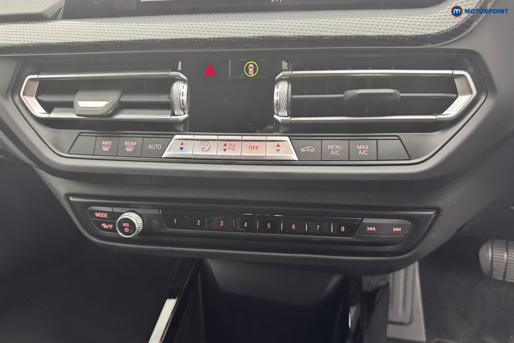 BMW 2 Series Sport Automatic Petrol Saloon - Stock Number (1577099) - 18th supplementary image