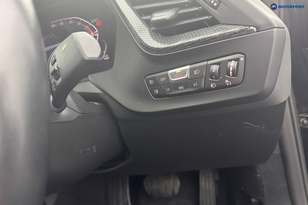 BMW 2 Series Sport Automatic Petrol Saloon - Stock Number (1577099) - 19th supplementary image