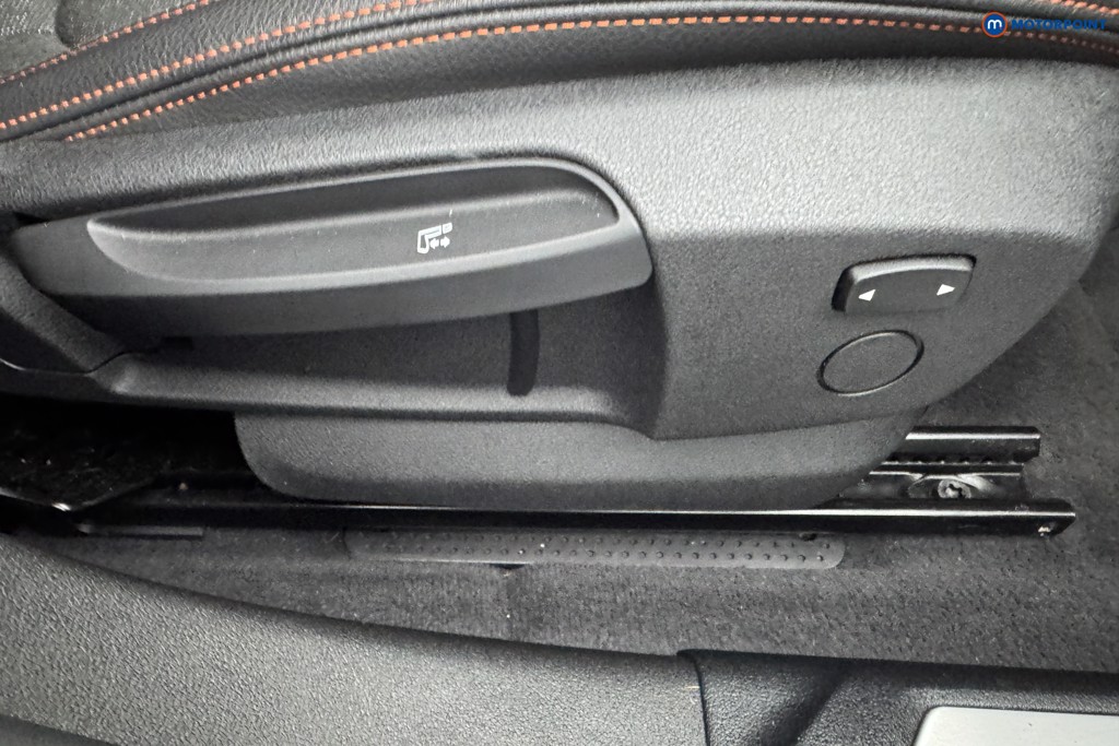 BMW 2 Series Sport Automatic Petrol Saloon - Stock Number (1577099) - 20th supplementary image