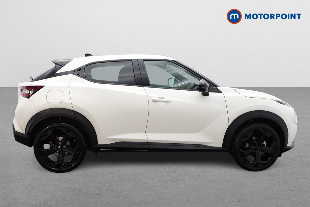 Nissan Juke Tekna Automatic Petrol SUV - Stock Number (1577143) - Drivers side