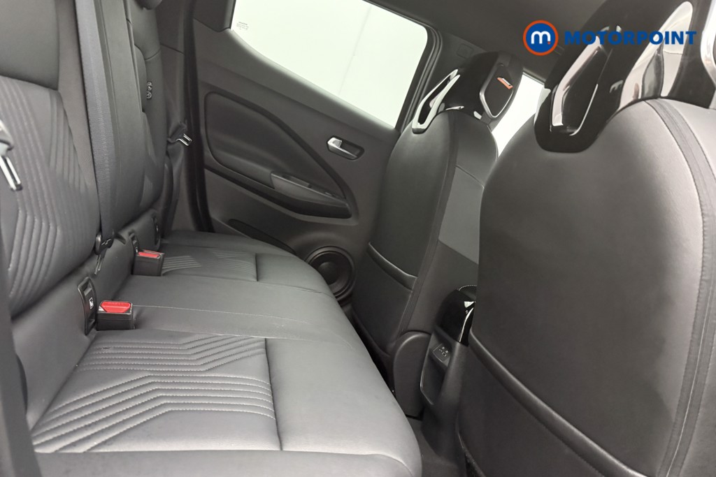 Nissan Juke Tekna Automatic Petrol SUV - Stock Number (1577144) - 9th supplementary image