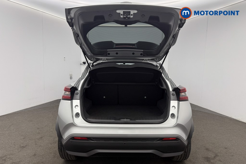 Nissan Juke Tekna Automatic Petrol SUV - Stock Number (1577144) - 21st supplementary image