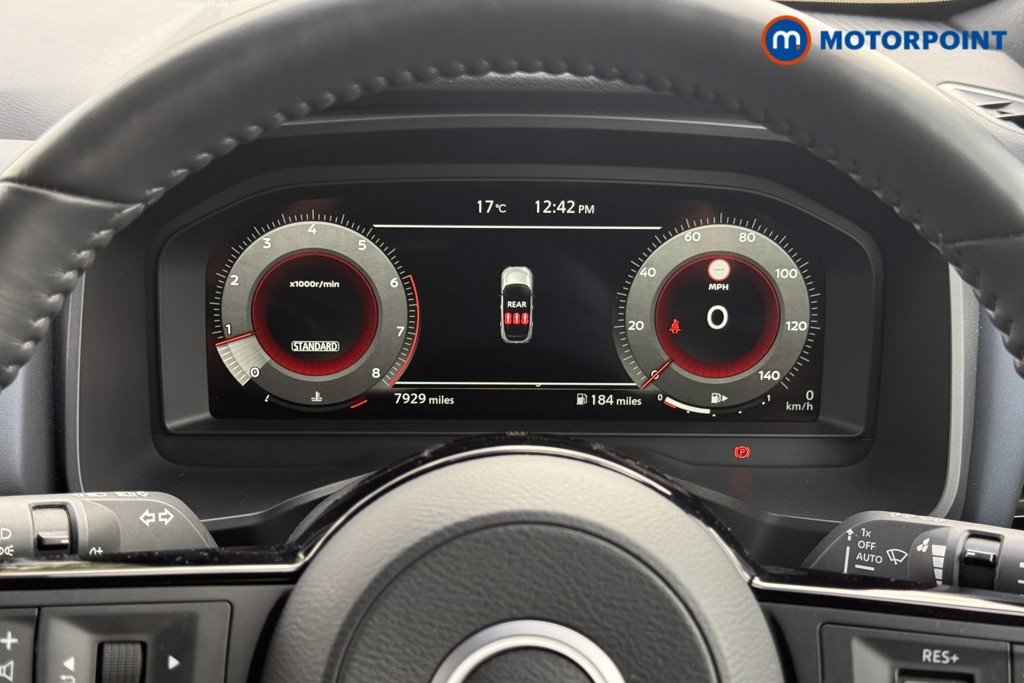 Nissan Qashqai Tekna Manual Petrol SUV - Stock Number (1577258) - 5th supplementary image