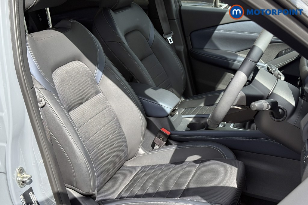 Nissan Qashqai Tekna Manual Petrol SUV - Stock Number (1577258) - 13th supplementary image