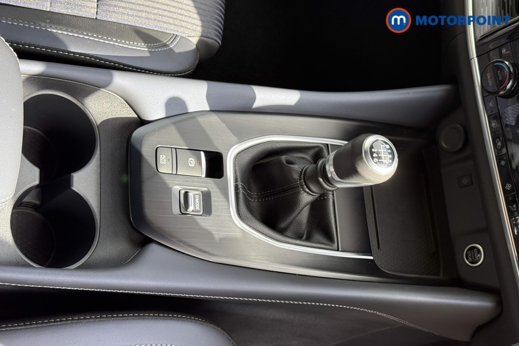 Nissan Qashqai Tekna Manual Petrol SUV - Stock Number (1577258) - 15th supplementary image