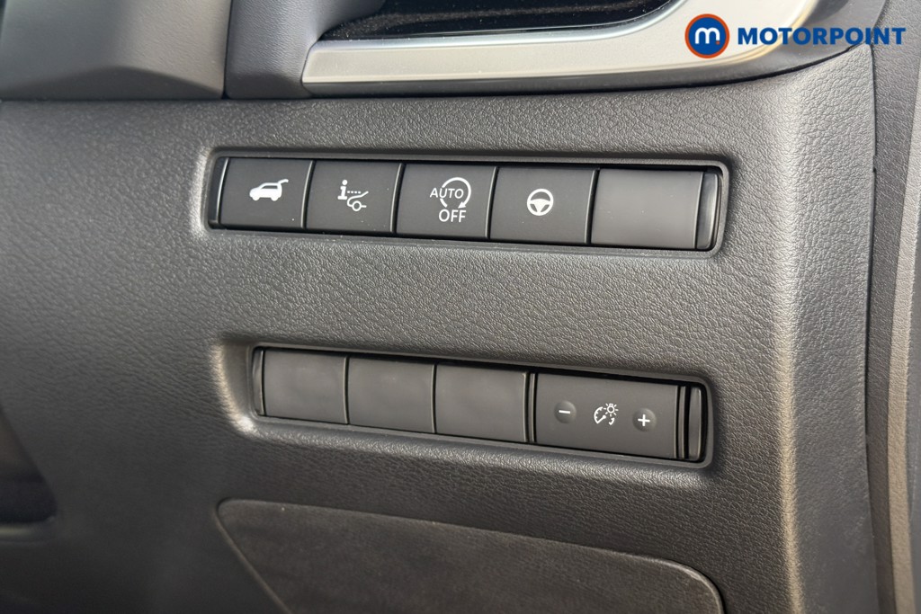 Nissan Qashqai Tekna Manual Petrol SUV - Stock Number (1577258) - 19th supplementary image