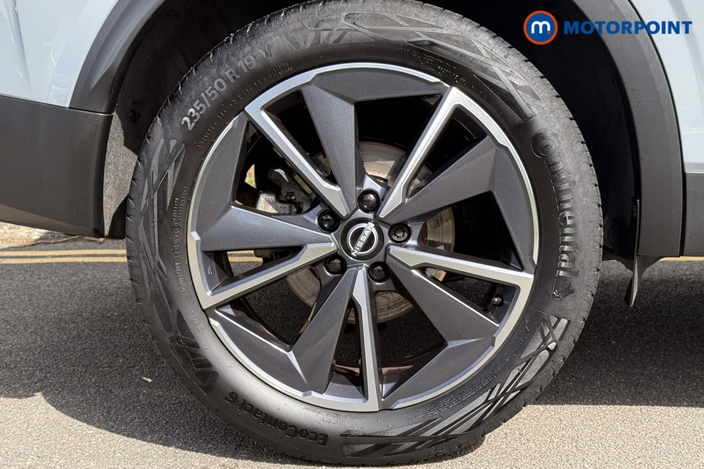 Nissan Qashqai Tekna Manual Petrol SUV - Stock Number (1577258) - 37th supplementary image