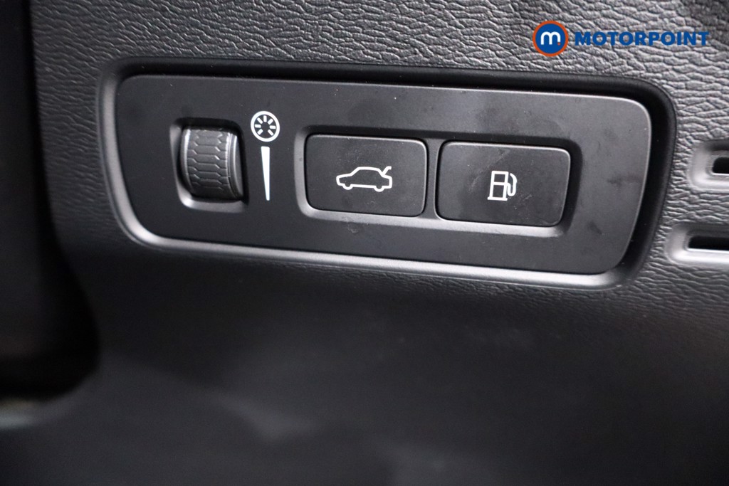 Volvo Xc40 Inscription Pro Automatic Petrol Plug-In Hybrid SUV - Stock Number (1577388) - 20th supplementary image