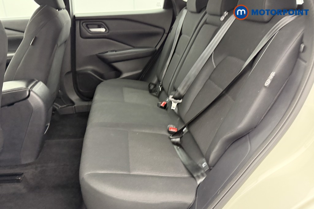 Nissan Qashqai Acenta Premium Automatic Petrol SUV - Stock Number (1577521) - 21st supplementary image