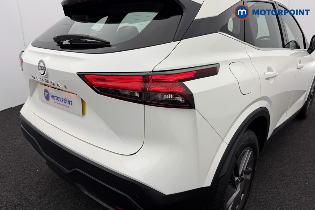 Nissan Qashqai Acenta Premium Automatic Petrol SUV - Stock Number (1577521) - 24th supplementary image