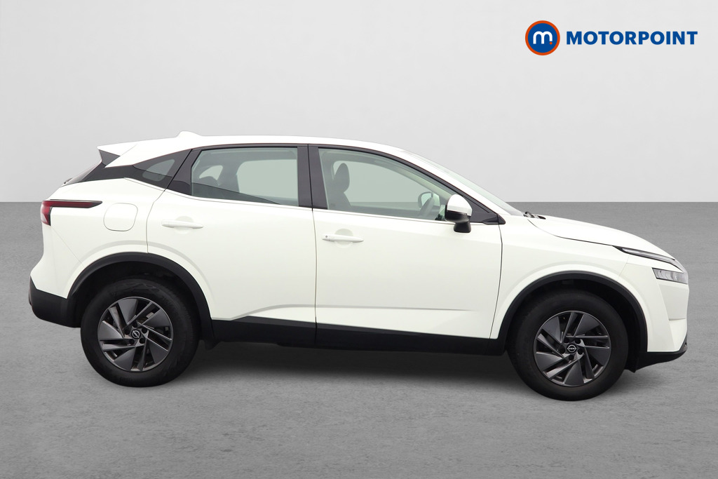 Nissan Qashqai Acenta Premium Automatic Petrol SUV - Stock Number (1577521) - Drivers side