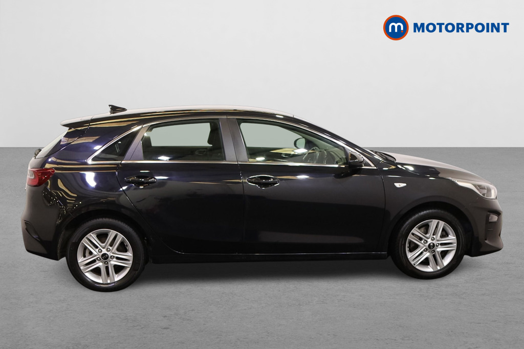 KIA Ceed 2 Manual Diesel Hatchback - Stock Number (1577601) - Drivers side