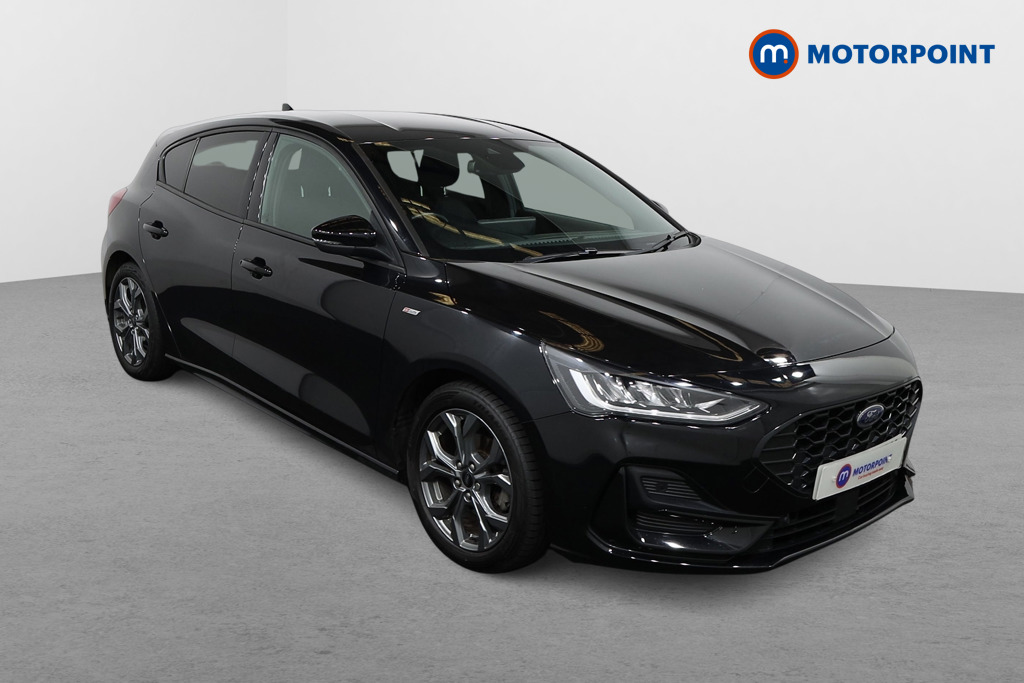 Ford Focus St-Line Manual Petrol Hatchback - Stock Number (1577647) - Drivers side front corner