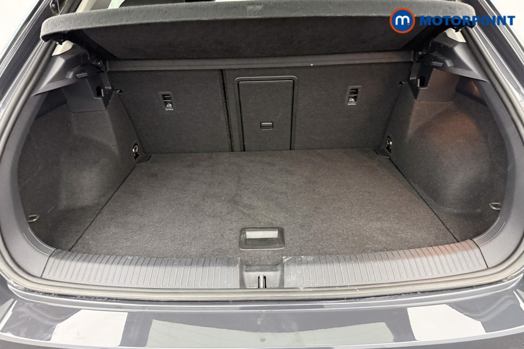 Volkswagen T-Roc Active Manual Diesel SUV - Stock Number (1577719) - 21st supplementary image