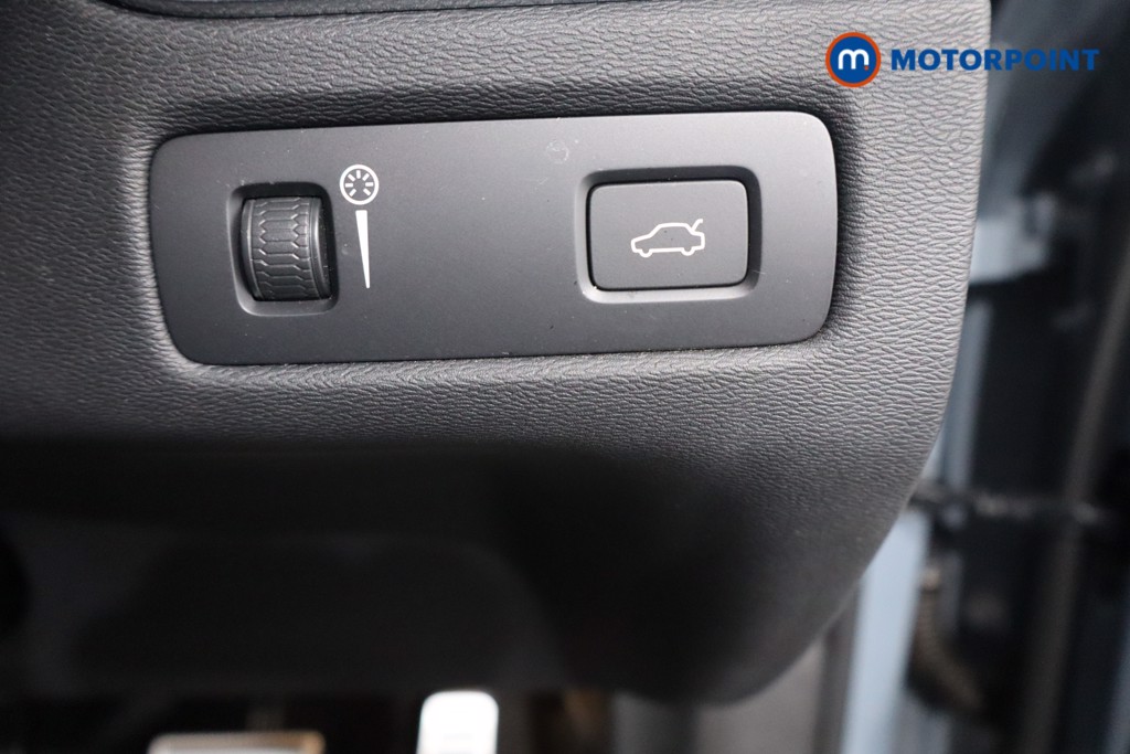 Volvo Xc60 R Design Automatic Diesel SUV - Stock Number (1577877) - 17th supplementary image