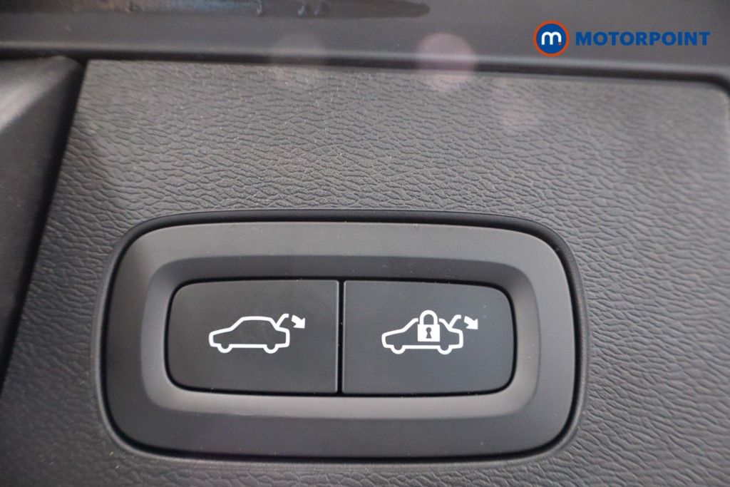 Volvo Xc60 R Design Automatic Diesel SUV - Stock Number (1577877) - 35th supplementary image