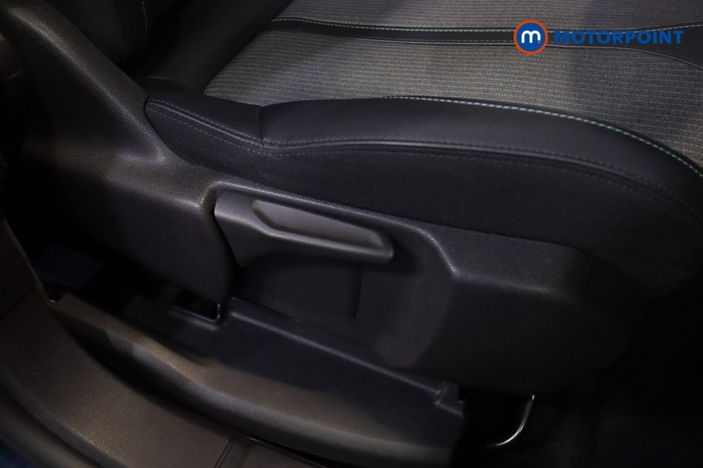 Peugeot 3008 Allure Manual Diesel SUV - Stock Number (1577941) - 6th supplementary image