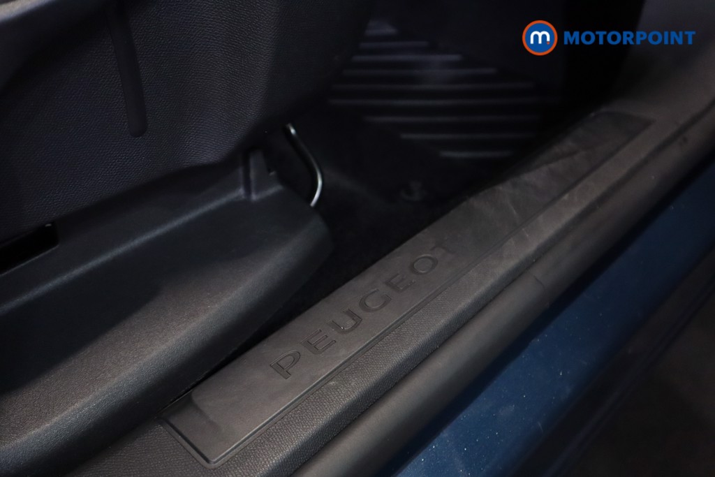 Peugeot 3008 Allure Manual Diesel SUV - Stock Number (1577941) - 7th supplementary image