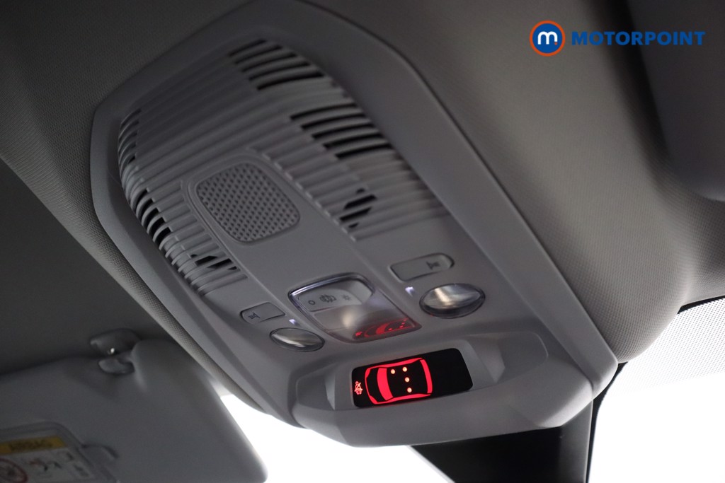 Peugeot 3008 Allure Manual Diesel SUV - Stock Number (1577941) - 23rd supplementary image