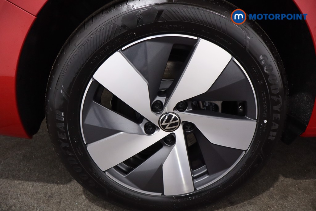 Volkswagen Passat Life Automatic Petrol Plug-In Hybrid Estate - Stock Number (1578079) - 9th supplementary image