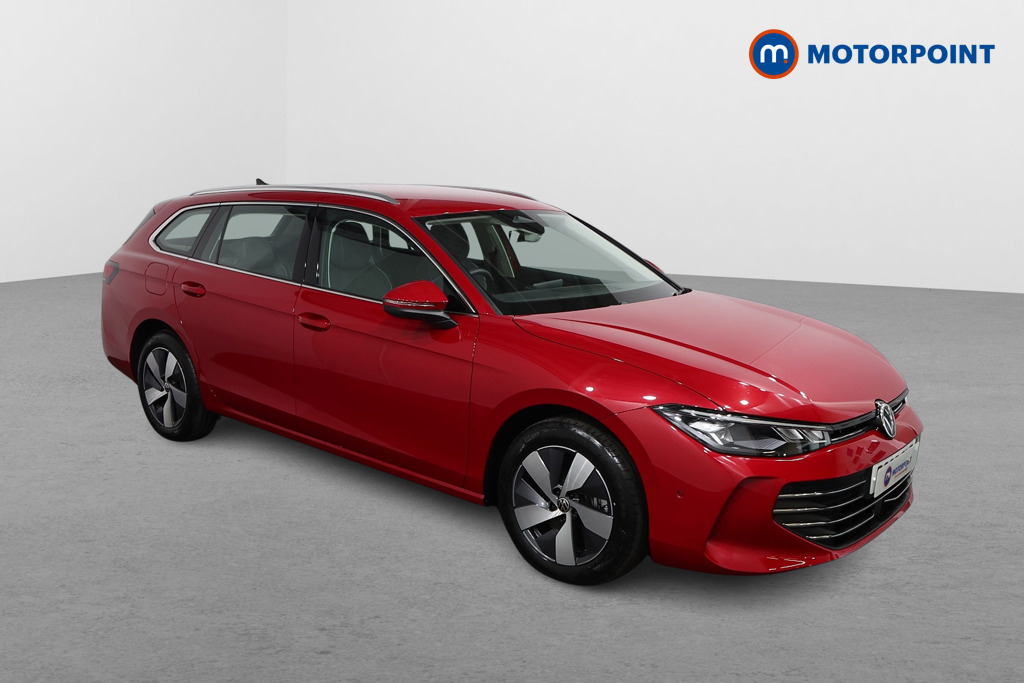 Volkswagen Passat Life Automatic Petrol Plug-In Hybrid Estate - Stock Number (1578079) - Drivers side front corner