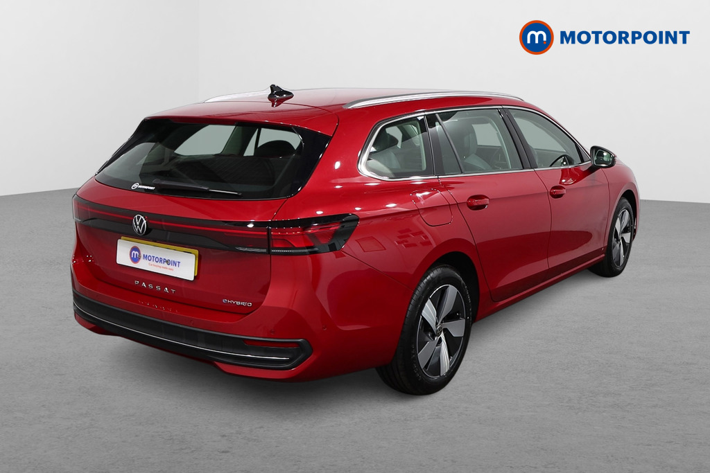 Volkswagen Passat Life Automatic Petrol Plug-In Hybrid Estate - Stock Number (1578079) - Drivers side rear corner