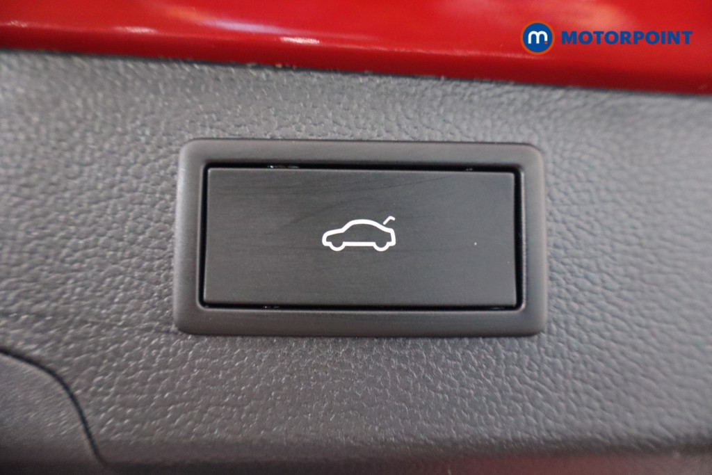 Volkswagen Passat Life Automatic Petrol Plug-In Hybrid Estate - Stock Number (1578086) - 37th supplementary image