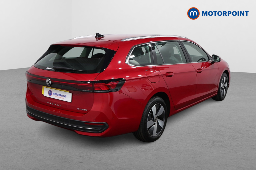 Volkswagen Passat Life Automatic Petrol Plug-In Hybrid Estate - Stock Number (1578086) - Drivers side rear corner