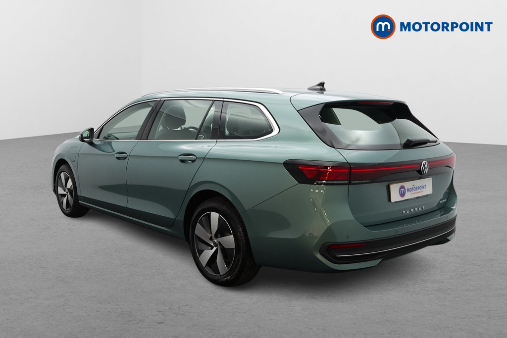 Volkswagen Passat Life Automatic Petrol Plug-In Hybrid Estate - Stock Number (1578096) - Passenger side rear corner