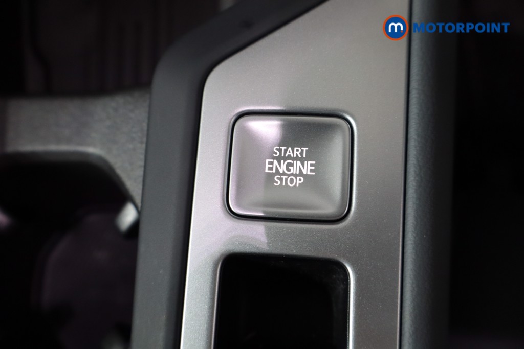Volkswagen Passat Life Automatic Petrol Plug-In Hybrid Estate - Stock Number (1578101) - 13th supplementary image