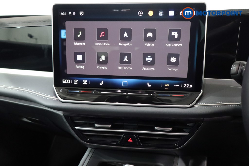 Volkswagen Passat Life Automatic Petrol Plug-In Hybrid Estate - Stock Number (1578101) - 17th supplementary image