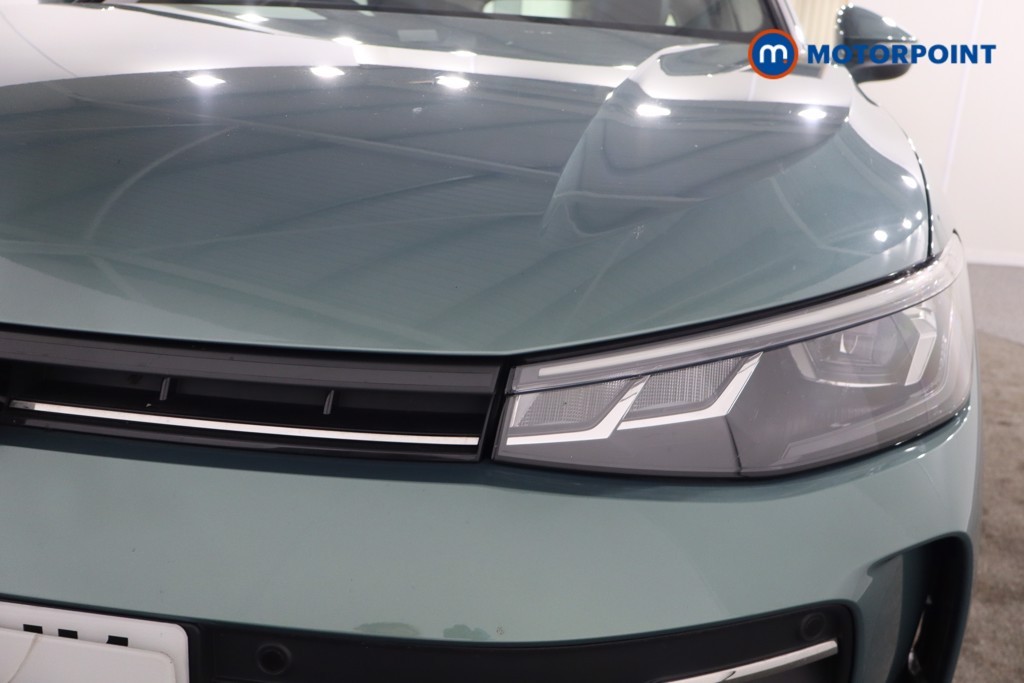 Volkswagen Passat Life Automatic Petrol Plug-In Hybrid Estate - Stock Number (1578101) - 27th supplementary image