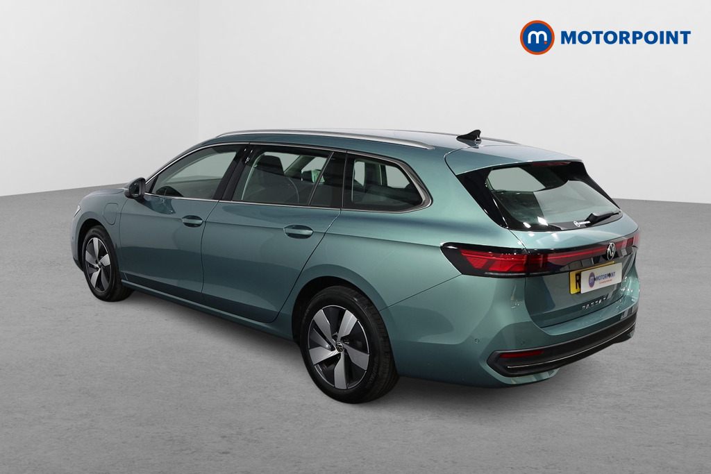 Volkswagen Passat Life Automatic Petrol Plug-In Hybrid Estate - Stock Number (1578101) - Passenger side rear corner