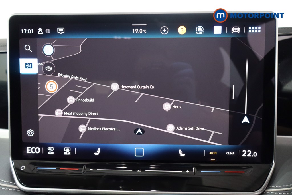 Volkswagen Passat Life Automatic Petrol Plug-In Hybrid Estate - Stock Number (1578150) - 2nd supplementary image