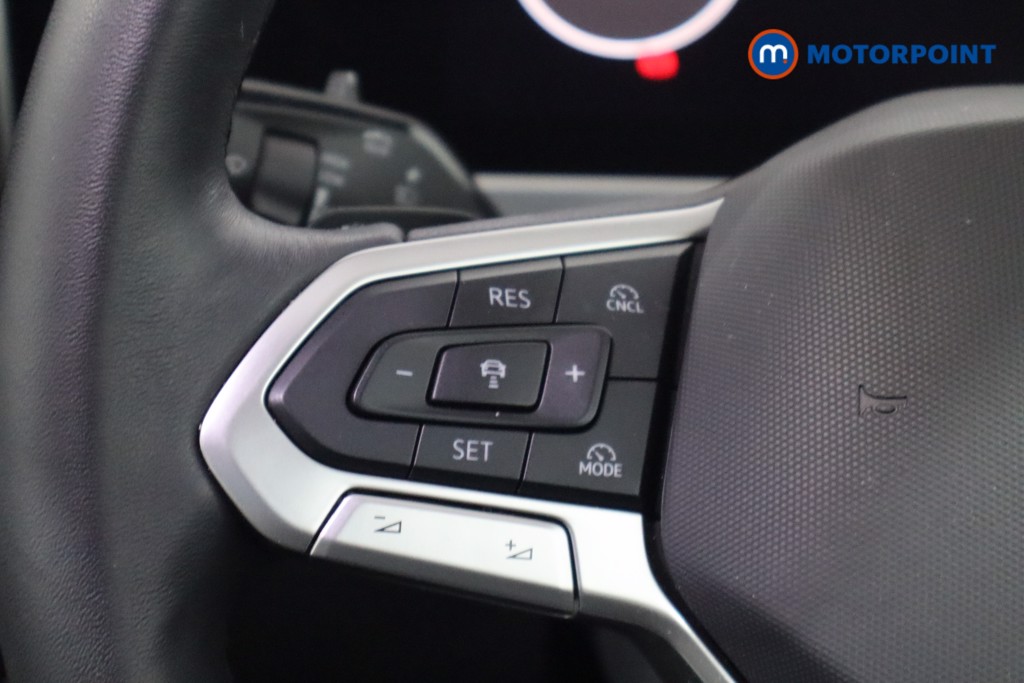Volkswagen Passat Life Automatic Petrol Plug-In Hybrid Estate - Stock Number (1578150) - 7th supplementary image