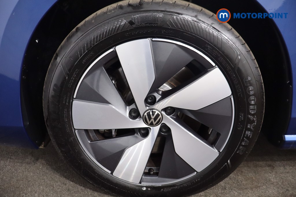 Volkswagen Passat Life Automatic Petrol Plug-In Hybrid Estate - Stock Number (1578150) - 11th supplementary image