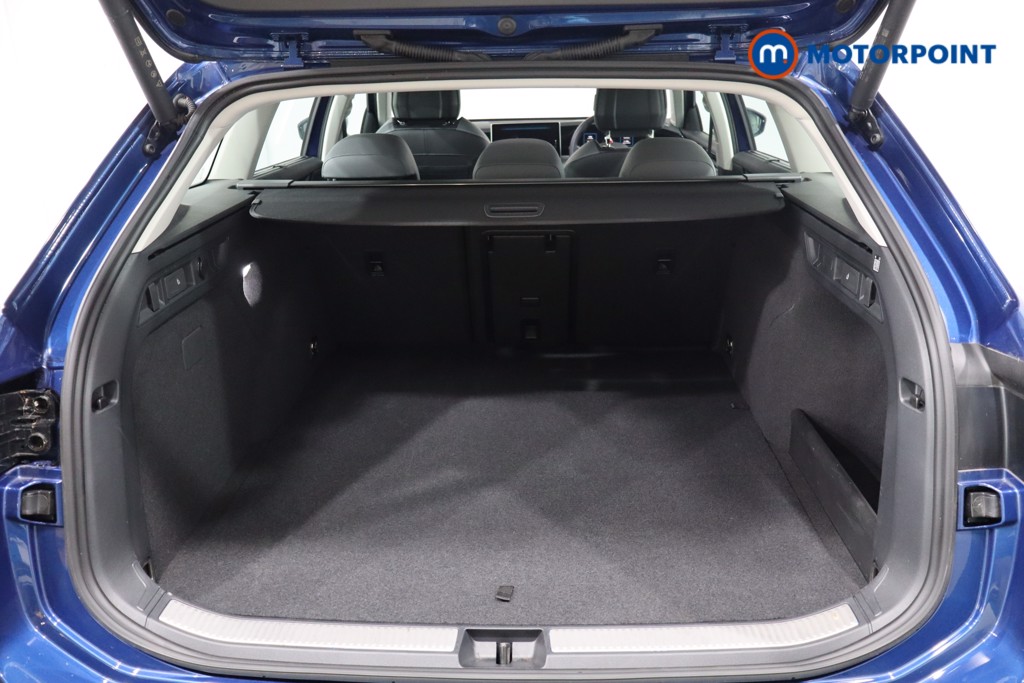 Volkswagen Passat Life Automatic Petrol Plug-In Hybrid Estate - Stock Number (1578150) - 39th supplementary image