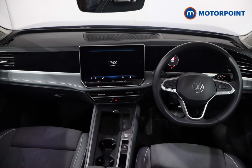 Volkswagen Passat Life Automatic Petrol Plug-In Hybrid Estate - Stock Number (1578150) - 1st supplementary image
