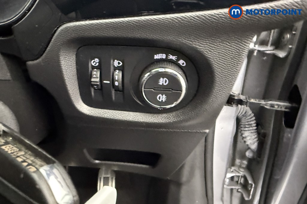 Vauxhall Corsa GS Manual Petrol Hatchback - Stock Number (1578596) - 11th supplementary image