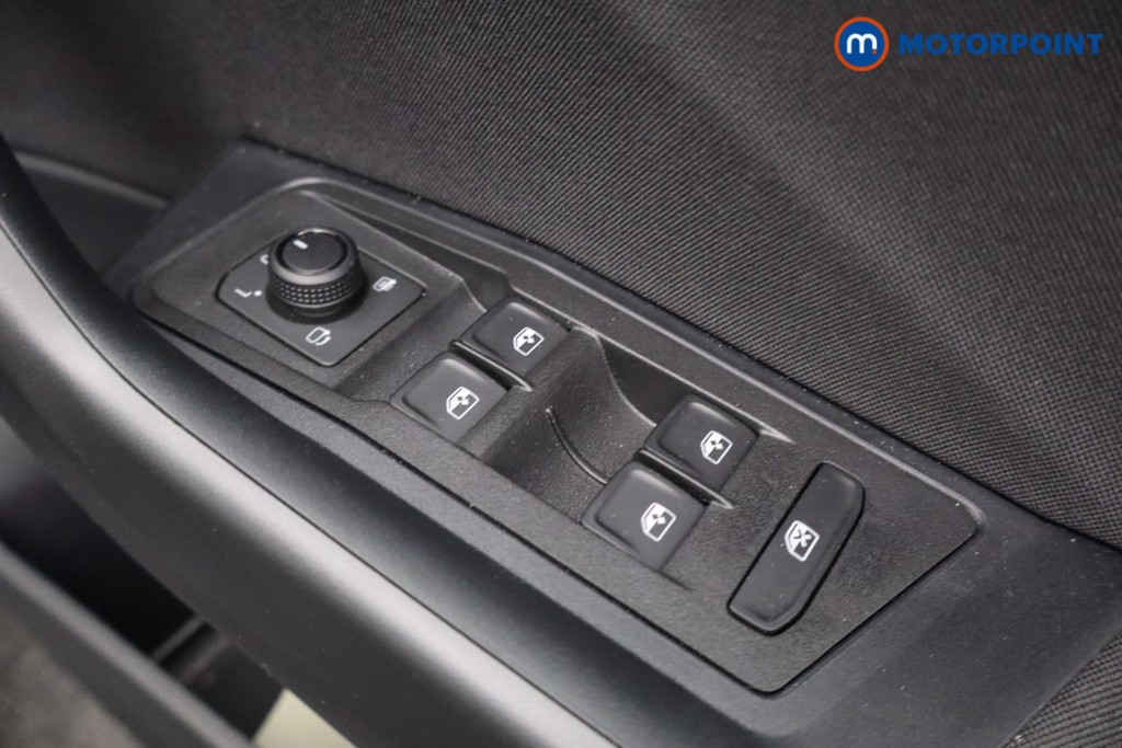 Volkswagen T-Roc Match Automatic Petrol SUV - Stock Number (1578623) - 17th supplementary image