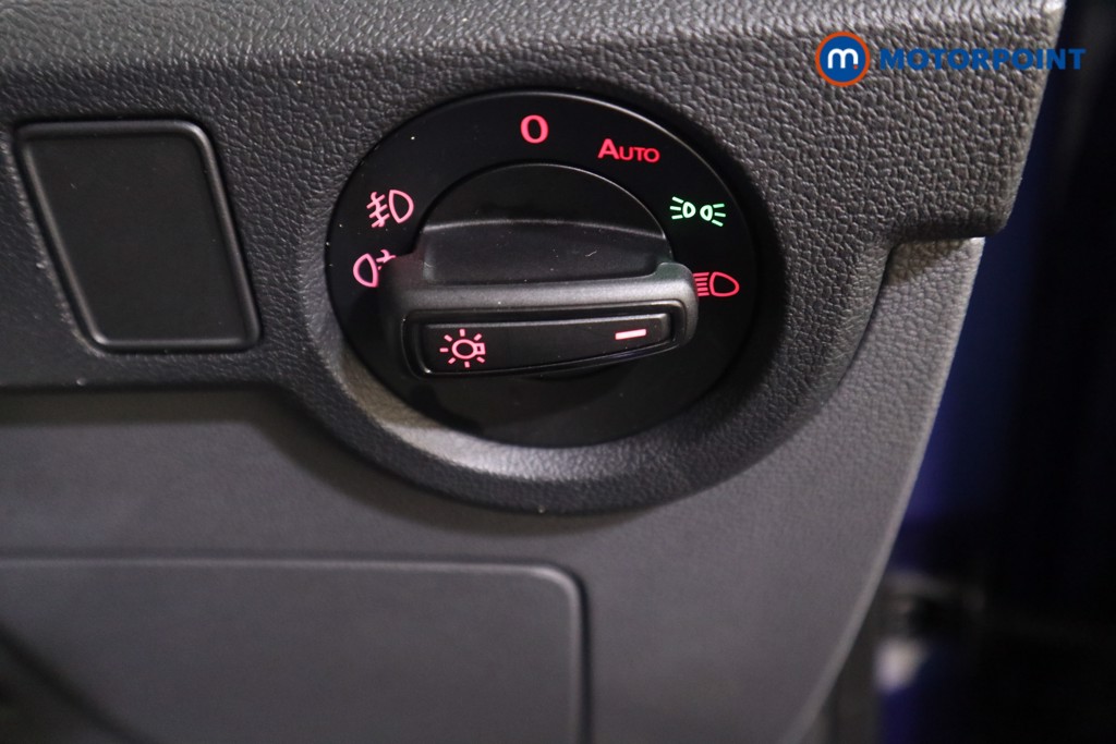 Volkswagen T-Cross SEL Automatic Petrol SUV - Stock Number (1578686) - 9th supplementary image