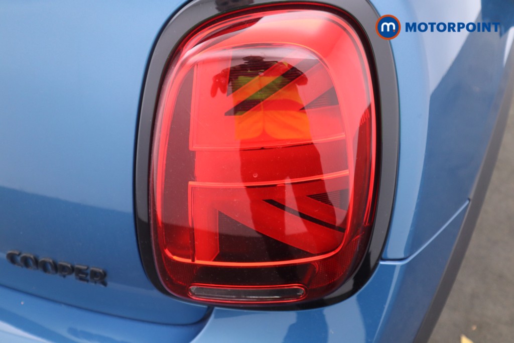 Mini Hatchback Cooper Sport Automatic Petrol Hatchback - Stock Number (1578871) - 28th supplementary image