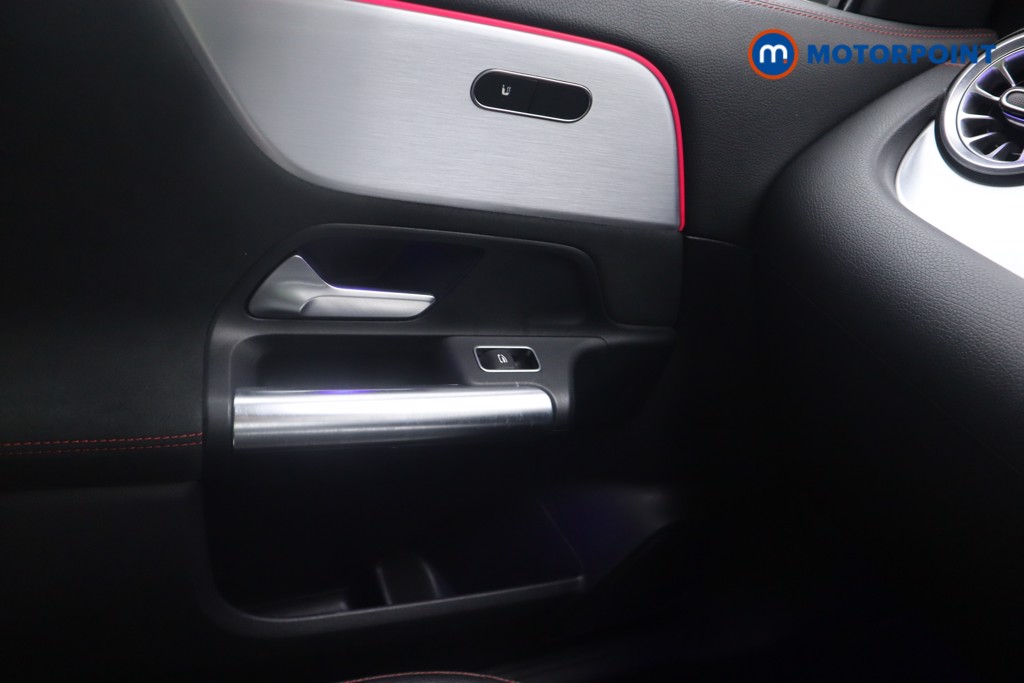 Mercedes-Benz EQA Amg Line Automatic Electric SUV - Stock Number (1579072) - 12th supplementary image