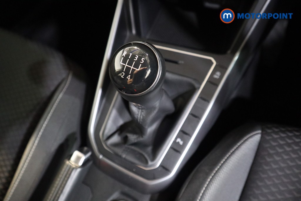Volkswagen Polo Active Manual Petrol Hatchback - Stock Number (1579101) - 8th supplementary image