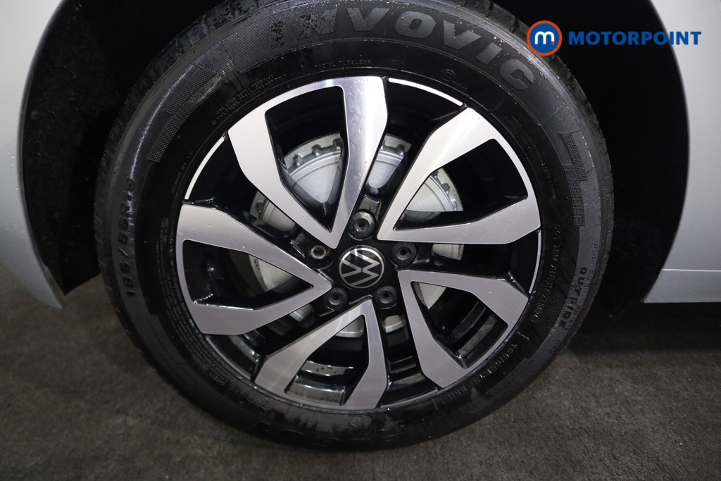Volkswagen Polo Active Manual Petrol Hatchback - Stock Number (1579101) - 15th supplementary image