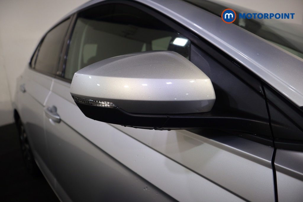 Volkswagen Polo Active Manual Petrol Hatchback - Stock Number (1579101) - 22nd supplementary image